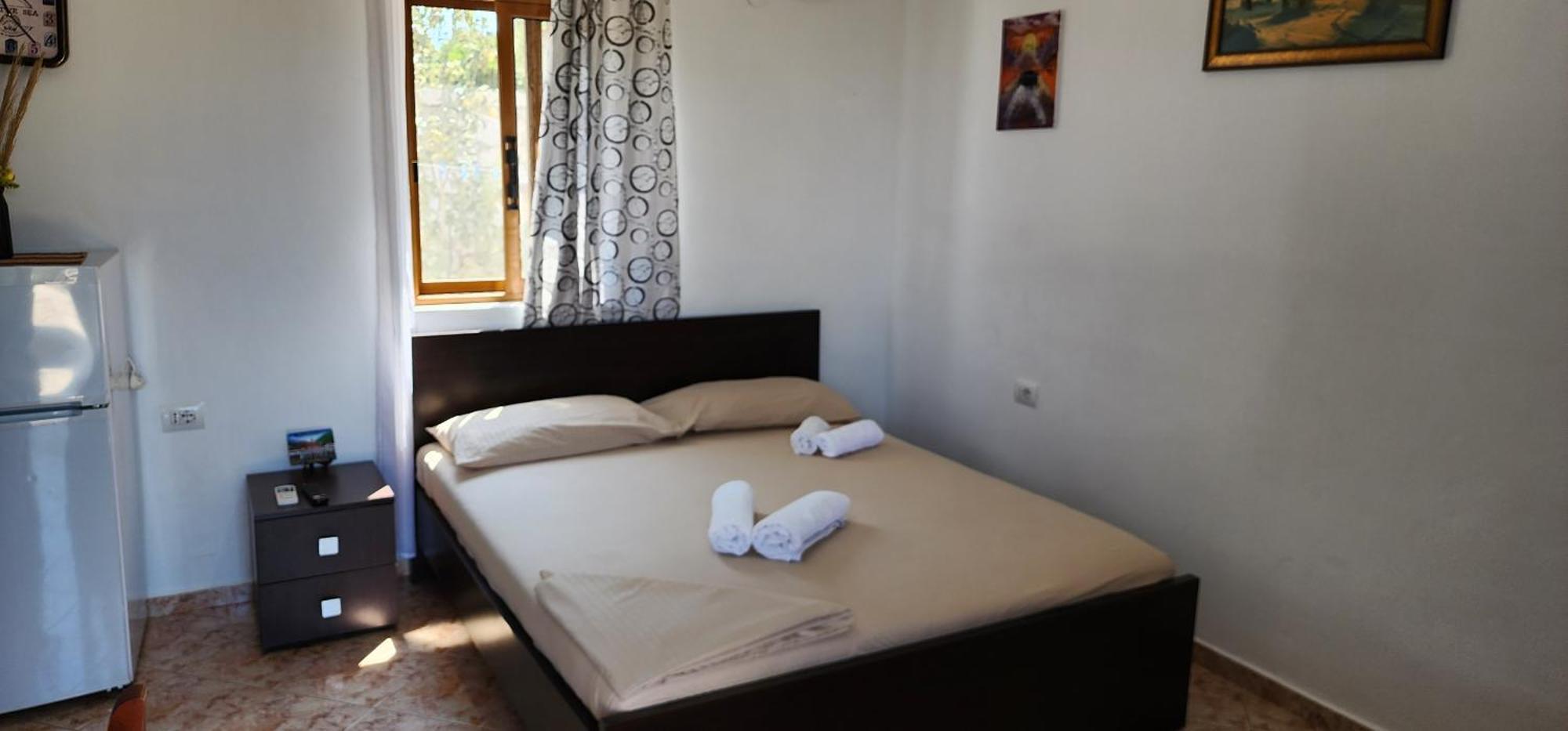 Villas Ermali Ksamil Pokoj fotografie